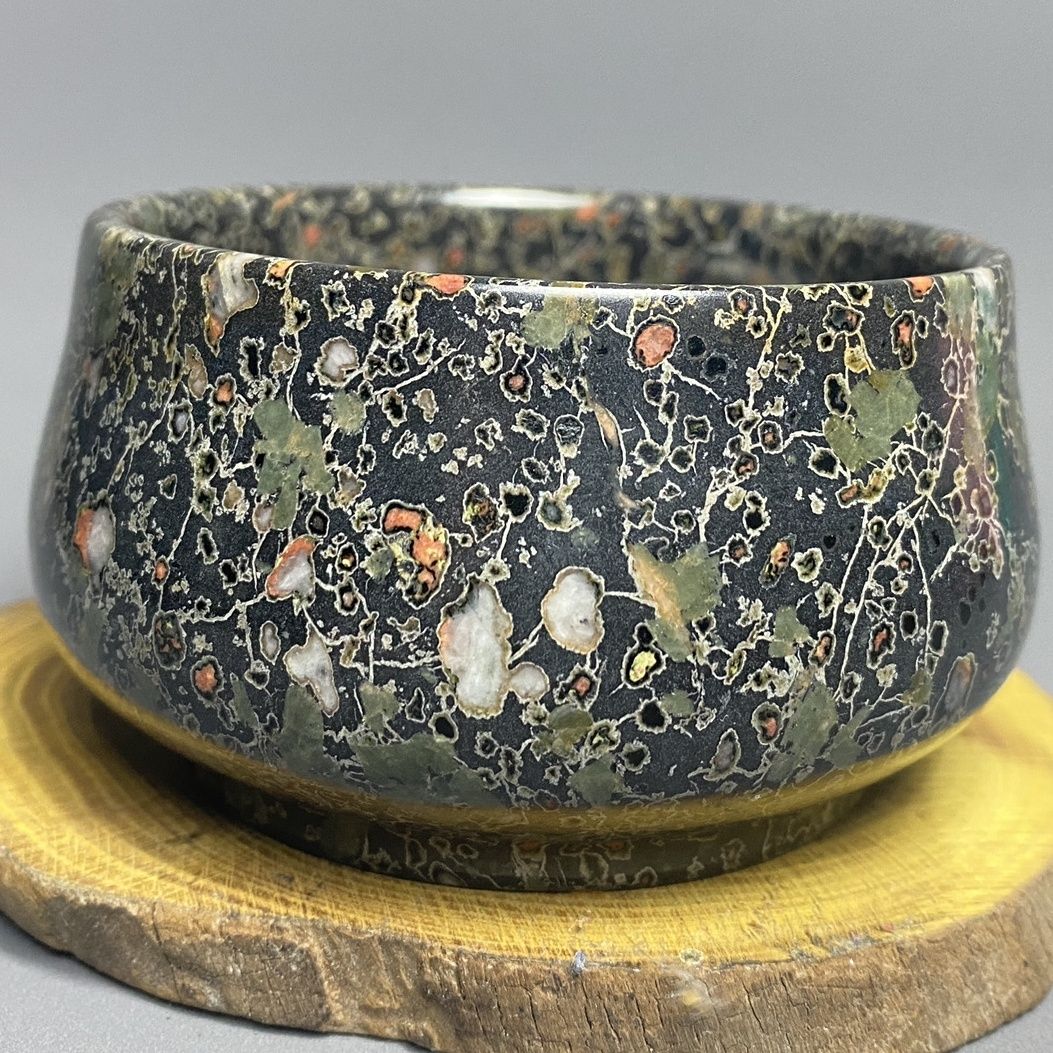 Natural Jade Teacup Magnetic S - огляд і ціна Gongfu Tea Set